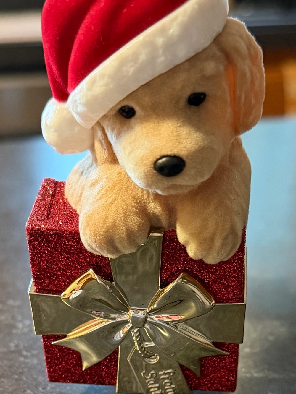 Bath & Body Works Holiday Present Puppy Wallflowers Scent Control Fragrance Plug